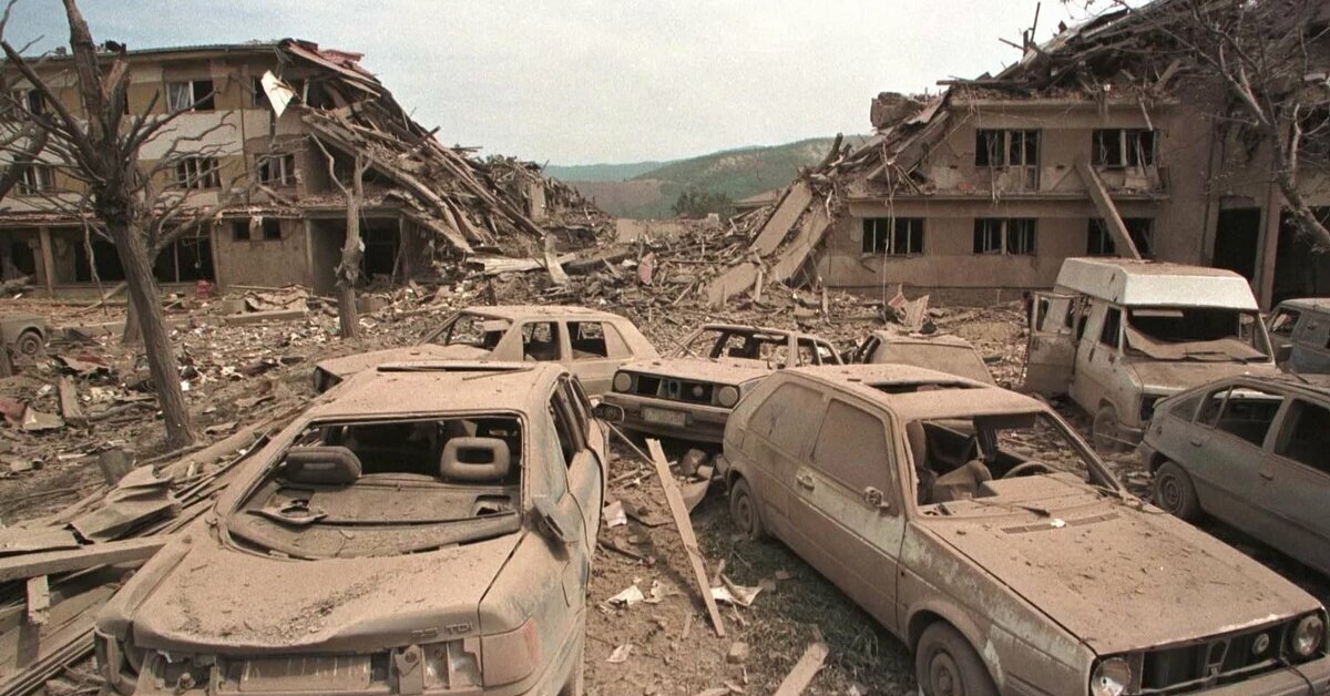 Бомбардировки югославии сколько погибло. Сербия после бомбардировок 1999. Сербия бомбардировки НАТО 1999.