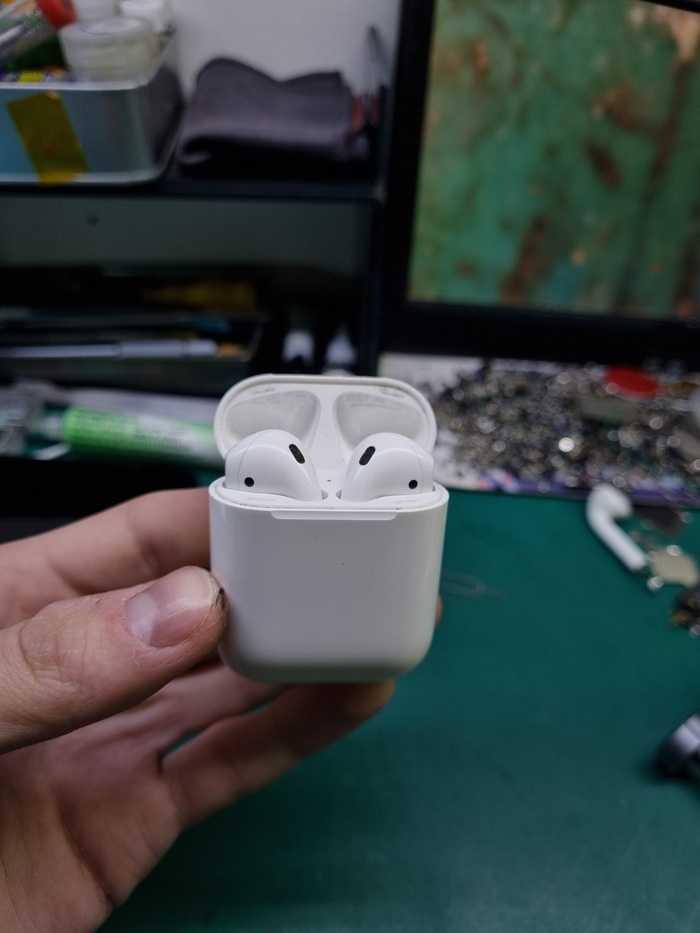 Airpods2.      , Apple, AirPods,  , , ,  , , , YouTube, 