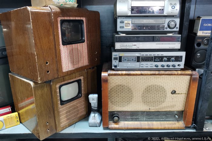 Назад в CCCР: Блошиный рынок Ретро Магазин, Ретро, Ностальгия, 90-е, Видео, YouTube, Длиннопост Назад в CCCР: Блошиный рынок Ретро Магазин, Ретро, Ностальгия, 90-е, Видео, YouTube, Длиннопост