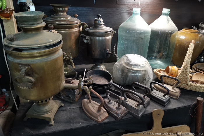 Назад в CCCР: Блошиный рынок Ретро Магазин, Ретро, Ностальгия, 90-е, Видео, YouTube, Длиннопост Назад в CCCР: Блошиный рынок Ретро Магазин, Ретро, Ностальгия, 90-е, Видео, YouTube, Длиннопост