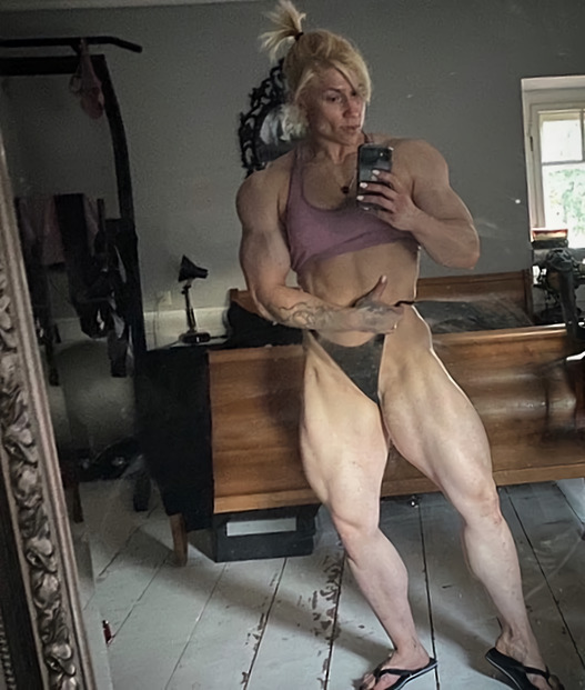 Julia Fory - NSFW, Strong girl, Sleep-Sleep, Extreme muscles, Girls, The photo, Body-building, Bodybuilders, Sports girls, Video, Soundless, Vertical video, Longpost, Julia Fory, 