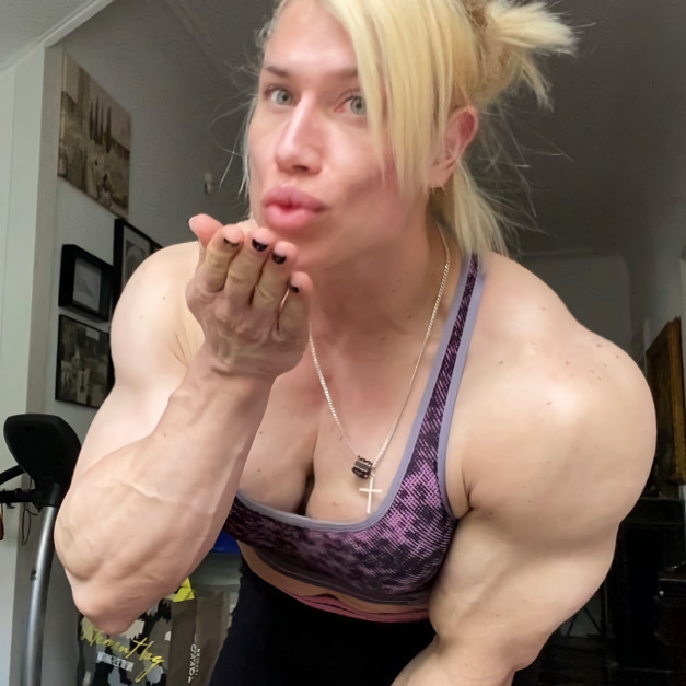 Julia Fory - NSFW, Strong girl, Sleep-Sleep, Extreme muscles, Girls, The photo, Body-building, Bodybuilders, Sports girls, Video, Soundless, Vertical video, Longpost, Julia Fory, 