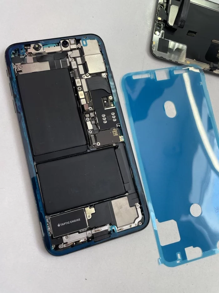 Replacing the battery on the iPhone XS Max - My, Ремонт телефона, Repair of equipment, Repair iPhone, iPhone, Syzran, Mat, Longpost, 