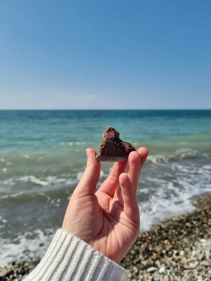 Chocolate-like stone - My, A rock, Sea, Find, Longpost