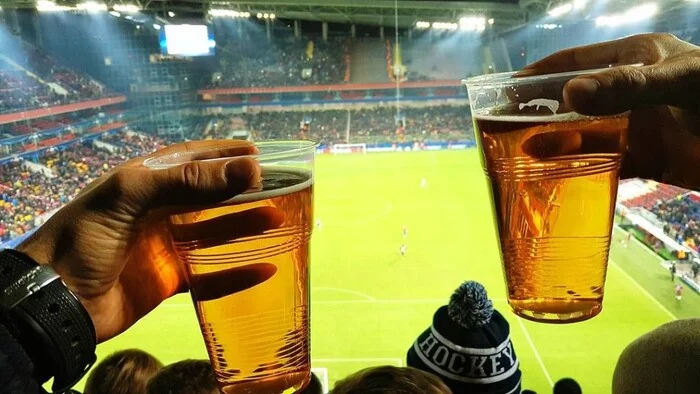 RPL called for the return of beer to the stands of fans - Alcohol, news, Beer, Football, Russian Premier League, Болельщики