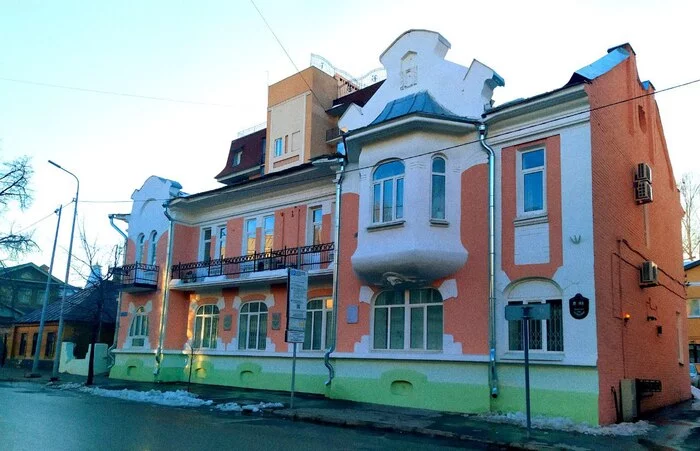 House of K.S. Oleshkevich (Kazan, Mushtari, 33) - Monument, Architecture, sights, Town, Kazan, Architectural monument, Architect, Walk, Building, House, Spring, City walk, Longpost
