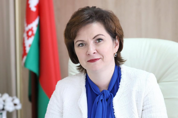 Вместо Prada — белорусский трикотаж. Как наши бренды легкой промышленности покоряют интернет и мир Республика Беларусь, Легкая промышленность, Посуда, Одежда, Россия, Иностранцы, Евросоюз, СССР, ГОСТ, Минская правда Mlyn by, Длиннопост