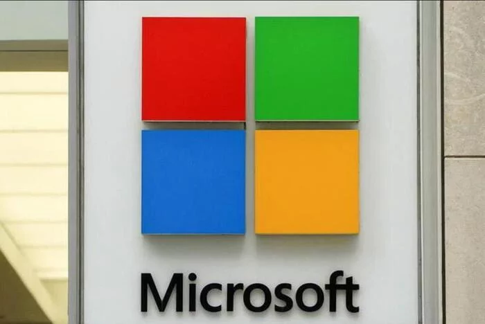 Reuters: Microsoft не будет полностью уходить из России — она не хочет лишать поддержки тех, кто «ни в чём не виноват» - Политика, Санкции, Бизнес, Microsoft, Перевел сам, Reuters, 