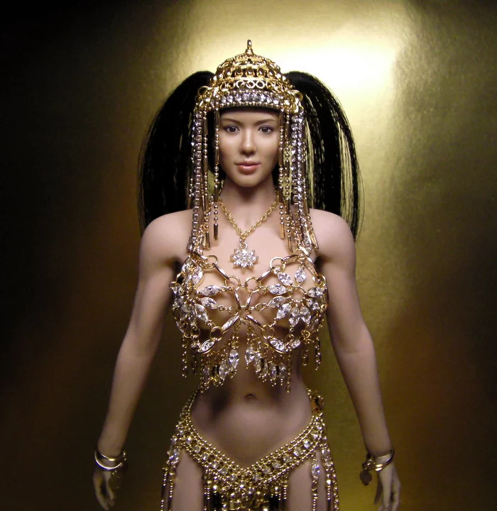 Collectible figurine phicen in a diamond costume of a palace dancer of the Ancient East and Asia - Oriental Dance, Dancer, Diamond, Erotic, belly dance, Bellidance, Gold, Video, Longpost, Jointed doll, 