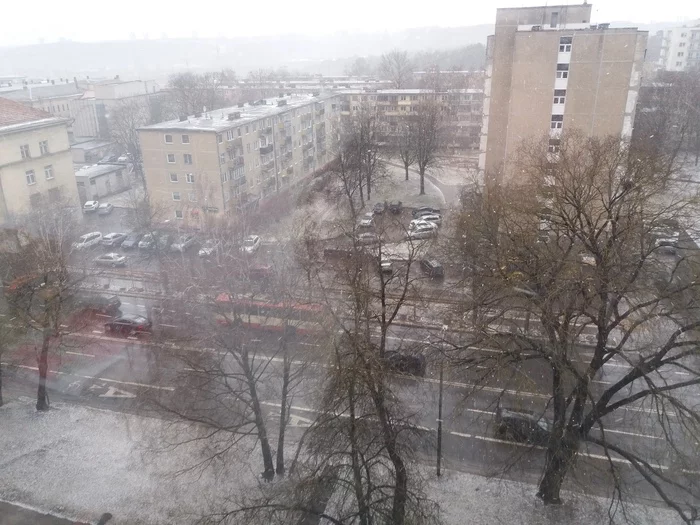 Great weather. For November. But not in April... - Bad weather, Vilnius, Snow, April, Longpost, 