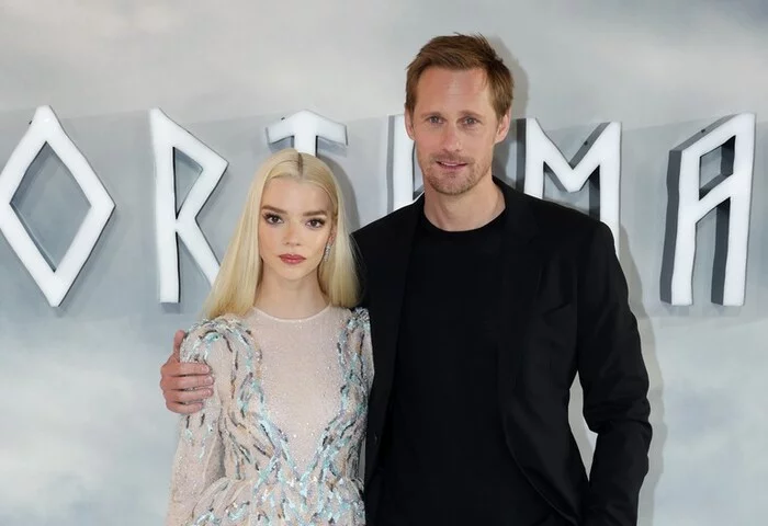 If Anya Taylor-Joy and Alexander Skarsgard have children, they will have an average distance between their eyes. - Humor, The photo, Stars, Anya Taylor-Joy, Alexander Skarsgard, Eyes, Actors and actresses, Celebrities, 