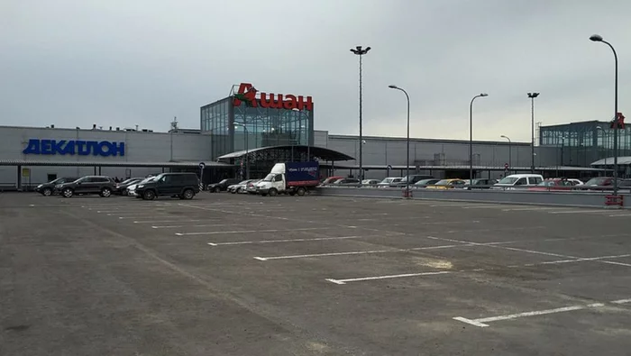 Auchan feeds both Russians and Ukrainians — and is not going to leave Russia, despite the pressure - Politics, Economy, Sanctions, Business, France, Auchan, Translated by myself