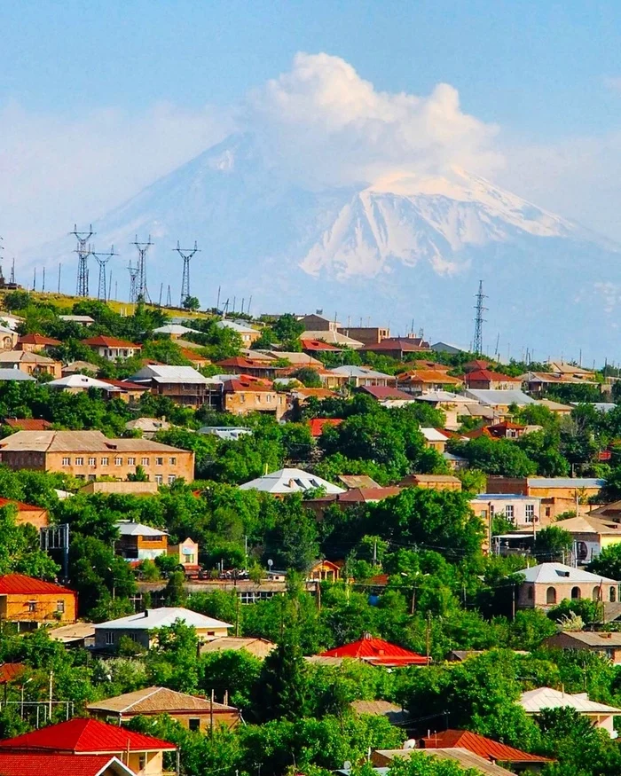 Армения. Аштарак - Армения, Город, Вид из окна, Горы, Красота природы, Застройка