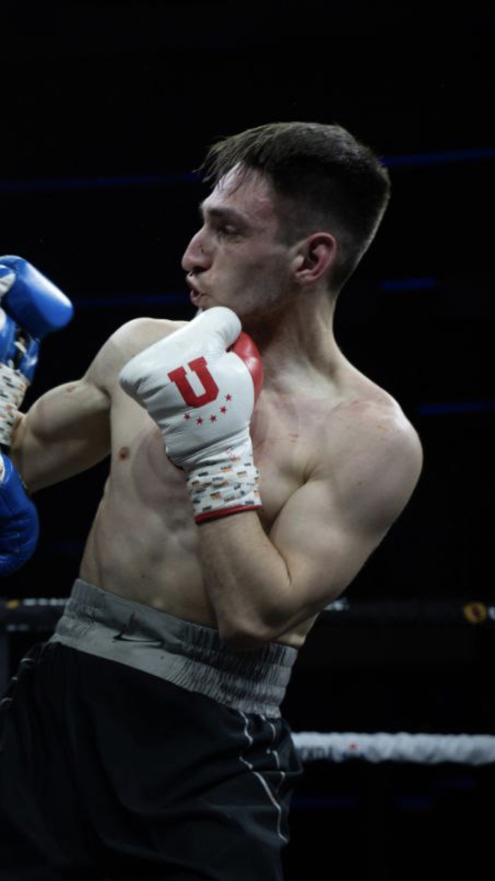 Профессиональный бокс, делюсь итогами