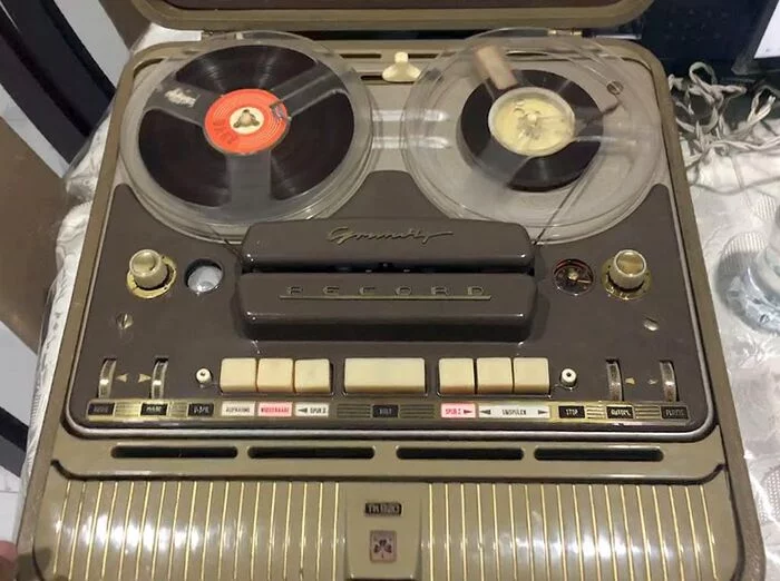 Stationary reel-to-reel tape recorder Accord MG-9 - My, Retro, Overview, Nostalgia, Electronics, Made in USSR, Technics, Reel-to-reel tape recorder, Longpost, 