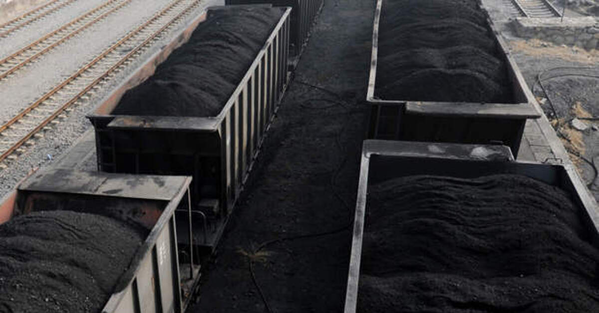 В стране а уголь перестал. Уголь в России. Огромный уголь. Импорт угля. Европейский импорт угля.