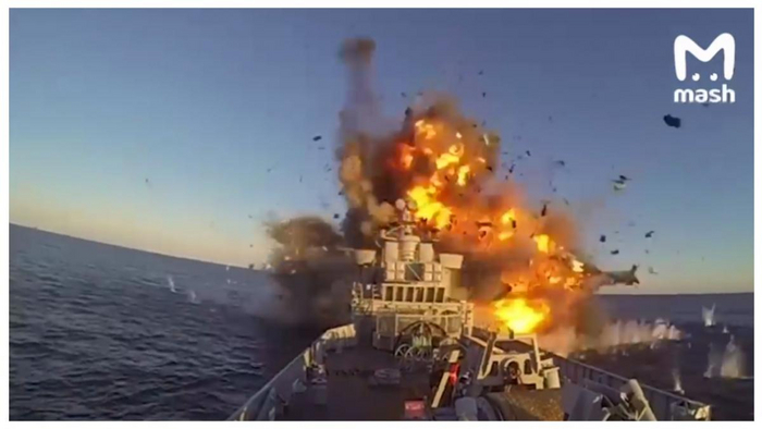 Военный эксперт Литовкин прокомментировал инцидент с "Москвой"