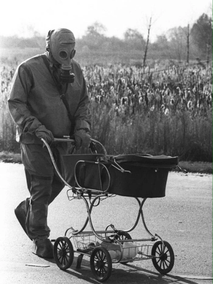 Liquidator in Chernobyl - Chernobyl, Liquidation, Chernobyl liquidators, Liquidators, Stroller, Crash, nuclear power station, The photo, Black and white photo, Black and white