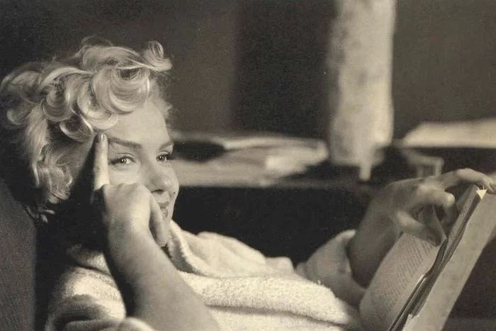 Marilyn Monroe in photographs by Elliott Erwitt (V) Cycle The Magnificent Marilyn 954 part - Cycle, Gorgeous, Marilyn Monroe, Actors and actresses, Celebrities, Blonde, Girls, 1961, Black and white photo, Hollywood, Photos from filming
