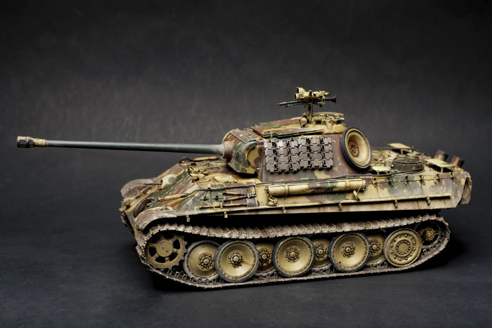 Pzkfw V ausf.G Panther 1/35  Dragon , ,  , ,  , , , ,   , 