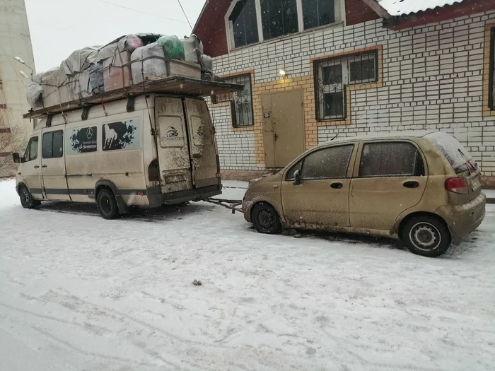 From the series *wagon and small trolley* - My, Rzhev, Tver region, Relocation, Miracle, Car, Daewoo matiz, Going!