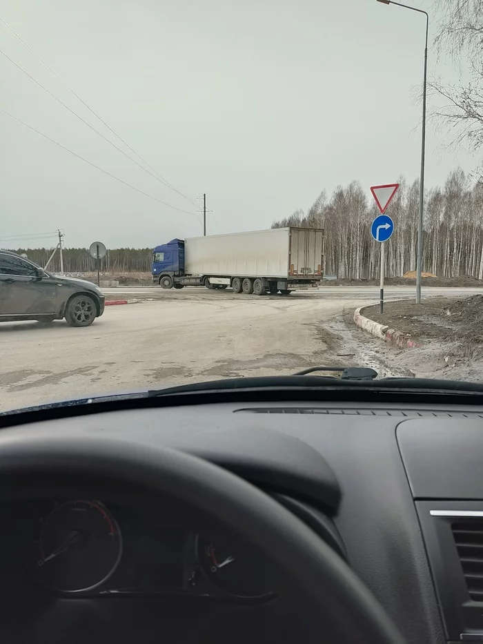 Буква Ю - Город, Россия, Нарушение ПДД, Видео, Вертикальное видео, Длиннопост, Мат