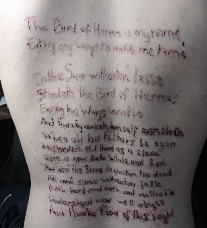 Холсты и краски