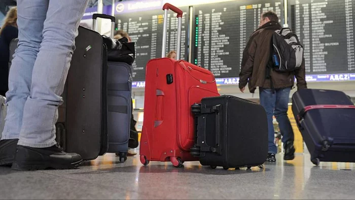 The Ministry of Industry and Trade asked Russians leaving Japan to take parts for high-precision machines in their luggage - My, Russia, Japan, Sanctions, Ministry of Industry and Trade, Machine, CNC, Smuggling, Satire, Humor, IA Panorama
