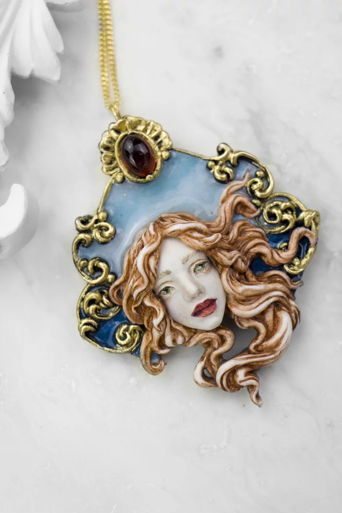 Venus. Pendant with garnet stone - My, Polymer clay, Лепка, Venus, Goddess, Pendant, Presents, Garnet, Handmade, Decoration, Miniature, Sculpture, Clay, Mythology, Love, Longpost, Needlework without process