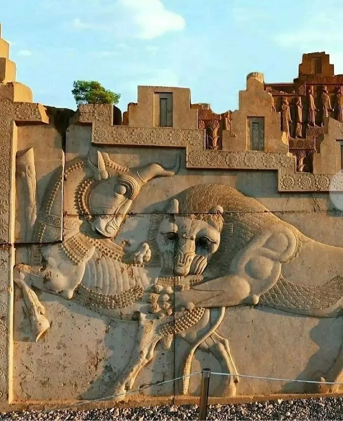 Kus from Persepolis, the capital of the Achaemenid Empire - Kus, Persia, Achaemenids, Sculpture