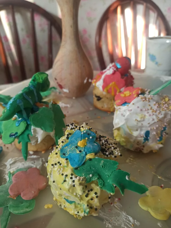 Christ is risen, sisters, brothers!.. - My, Dinosaurs, Easter, Kulich
