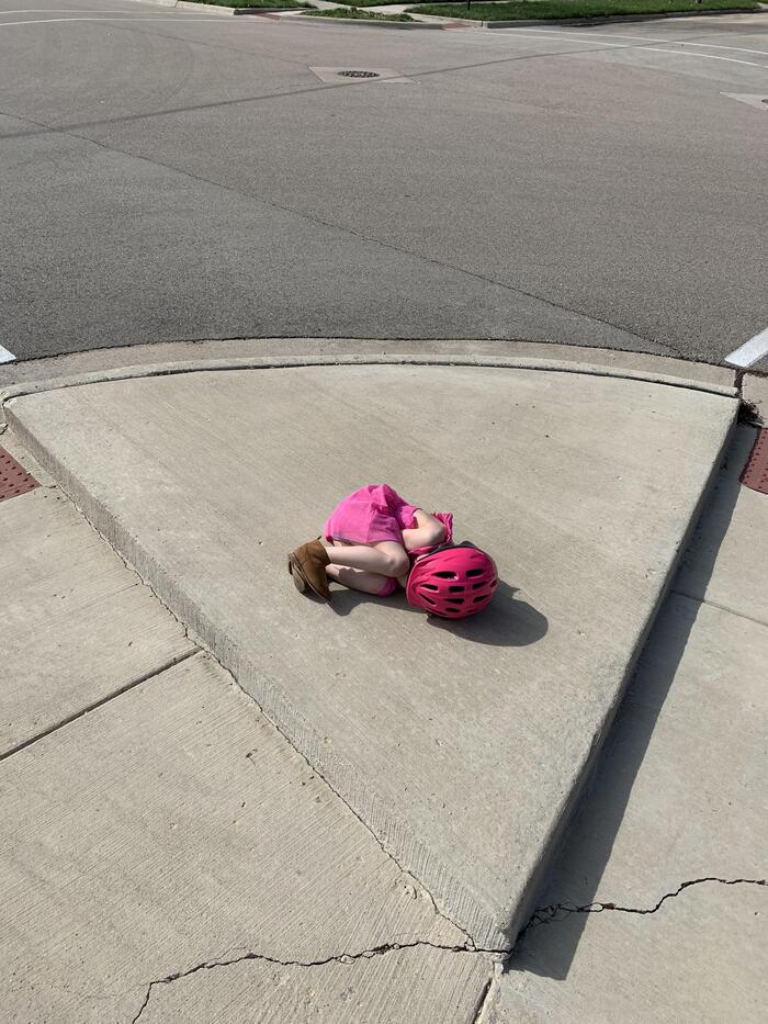 «Папа, это похоже на гигантский кусок пиццы. Я буду круглой пепперони»