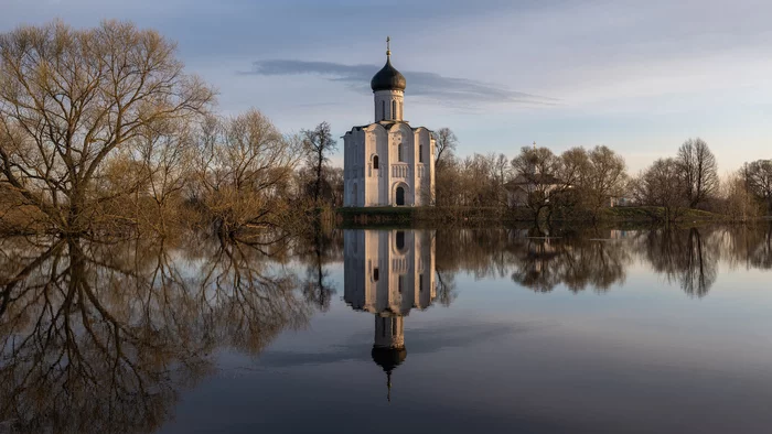 Разлив на Нерли - Моё, Пейзаж, Фотография, Храм, Храм Покрова на Нерли, Золотое Кольцо России, Владимирская область, Река, Разлив