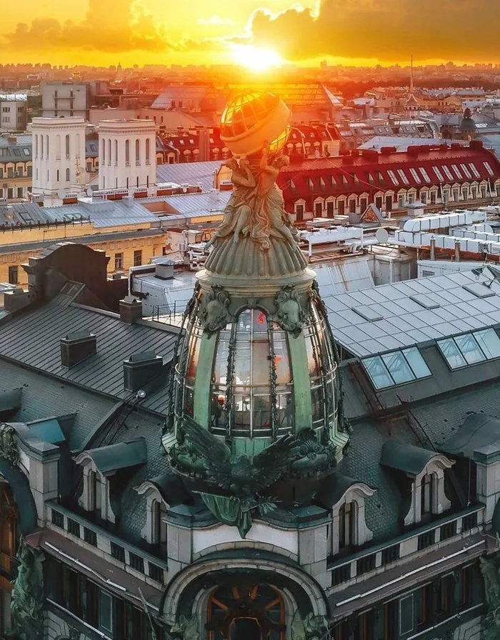 Rays of kindness from beautiful St. Petersburg - Saint Petersburg, The photo, Singer House