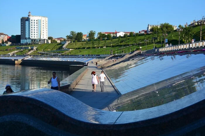 The best embankment in Russia) - My, Mobile photography, Tyumen, Embankment, Rook, Bridge, Travels