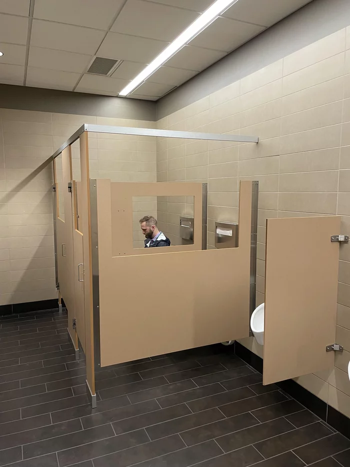 It seems to me that they save on building materials. - Toilet, Cubicle, Privacy