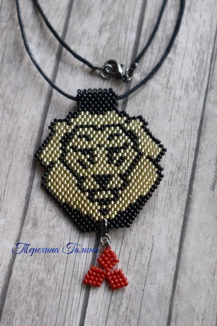 Lion in a Mitsubishi collar - My, Creation, With your own hands, Needlework without process, Beads, Beading, Pendant, Japanese beads, Handmade, Longpost