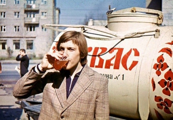 Cool was kvass, 3 kopecks and a glass of faceted) - Kvass, the USSR, Barrel, Faceted glass, Nostalgia