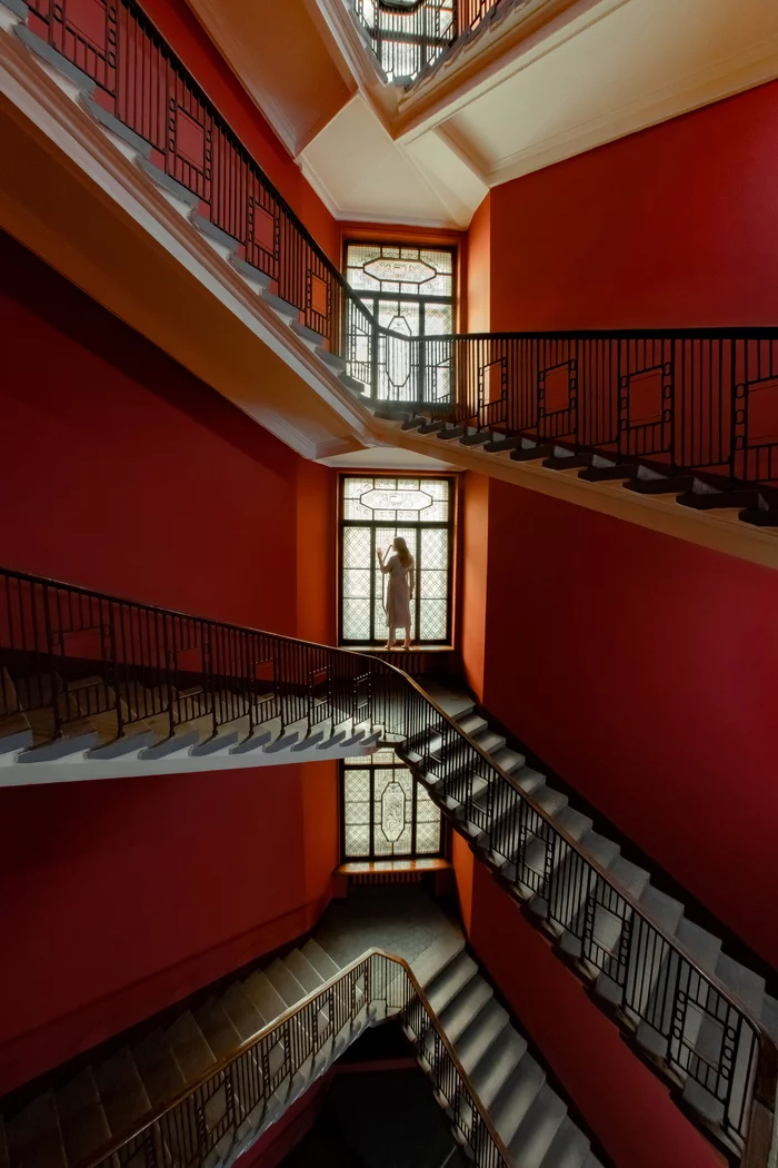 The magic of the old front doors - My, Caracole, Front, beauty, Stairs, Old Moscow, Symmetry, Photographer, Moscow