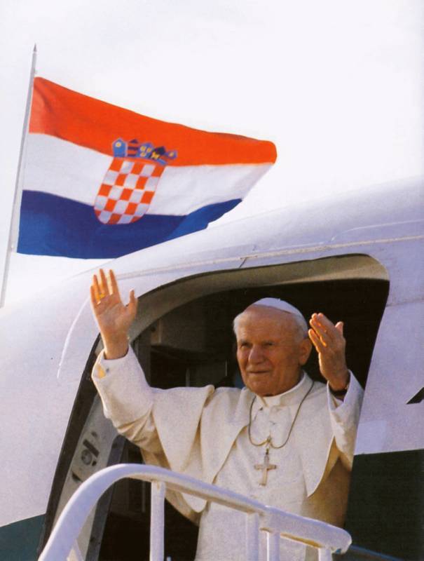The Croatian war dog admitted everything: We were ordered not to let civilians out of Mariupol! - Politics, Media and press, European Union, NATO, West, Ustase, Croatia, Croats, Dogs of War, Rabies, Mariupol, Azovstal, Zagreb, Nazism, news, Mercenaries, Pope, Flag, Longpost