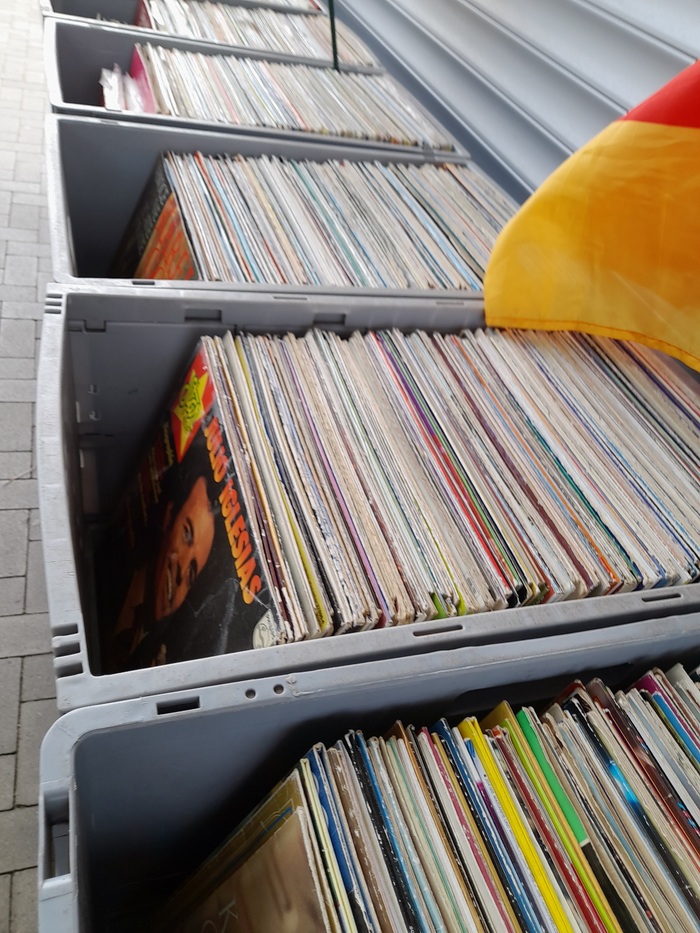 Очередной блошиный рынок, или гулять так гулять... Путешествия, Блошиный рынок, Фотография, Выходные, Германия, Дальнобойщики, Длиннопост