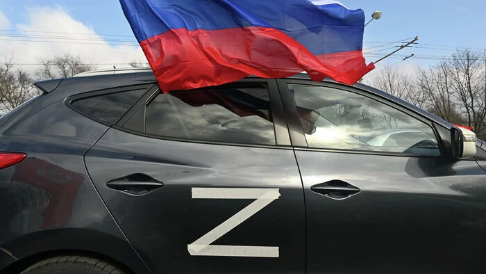 State Duma deputy invited citizens of the Russian Federation to support the special operation financially - news, State Duma, Politics, Auto, Russia, Special operation, Opel, Stickers on cars, Humor, Satire, Fake news