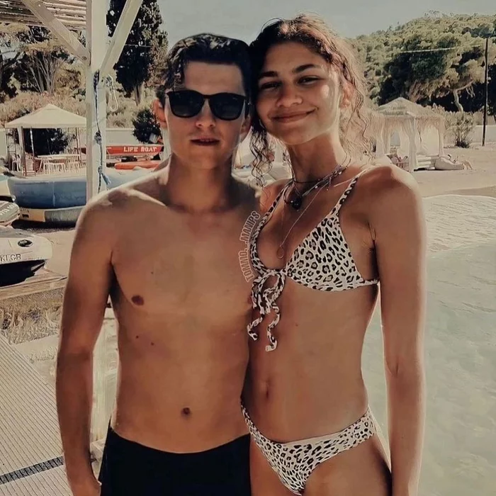 Tom and Zendaya on vacation - Tom Holland, Zendeya, Actors and actresses, Beach, Celebrities, Photoshop