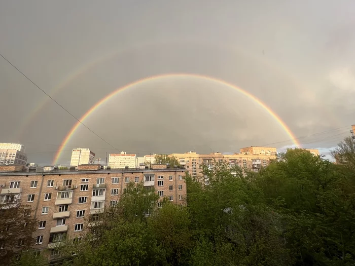 Double rainbow in Moscow - My, The photo, Rainbow, Double Rainbow