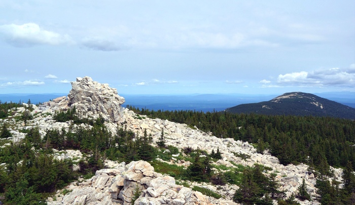 Национальный парк «Зюраткуль». Общая площадь — 88 249 гектаров Урал, Национальный парк, Зюраткуль, Челябинская область, Горы, Озеро, Горный туризм, Природа России, Путешествие по России, Поход, Палатка, Туристы, Туризм, Лось, Лес, Скалы, Облака, Фотография, Природа, Дикая природа, Длиннопост