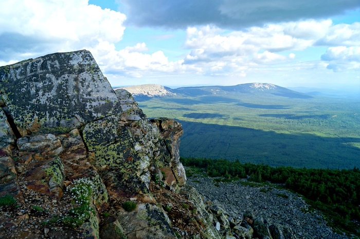 Национальный парк «Зюраткуль». Общая площадь — 88 249 гектаров Урал, Национальный парк, Зюраткуль, Челябинская область, Горы, Озеро, Горный туризм, Природа России, Путешествие по России, Поход, Палатка, Туристы, Туризм, Лось, Лес, Скалы, Облака, Фотография, Природа, Дикая природа, Длиннопост