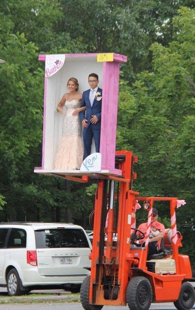 Loader (6) - Loader, Wedding, Barbie