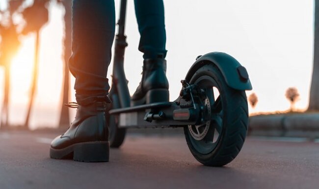 Electric scooters cause more injuries than motorcycles - Transport, Kick scooter, Electric scooter