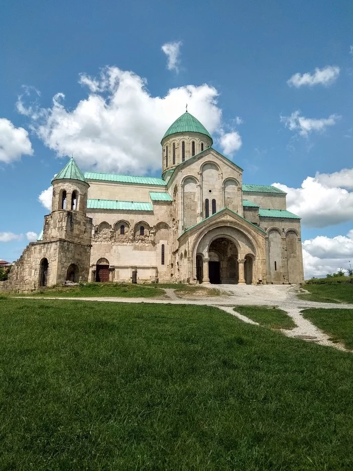 Kutaisi, Temple of Bagrat III - My, Georgia, Kutaisi, The photo, Mobile photography, Church, Temple