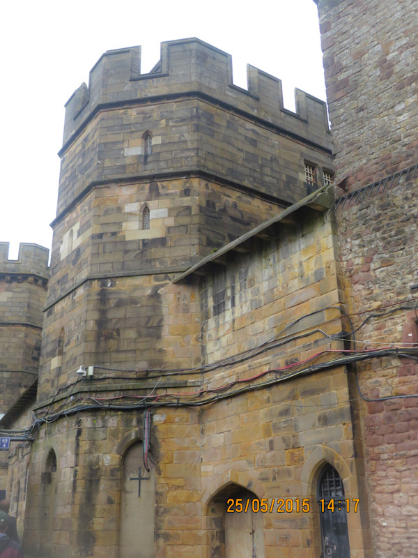 We wander through the Middle Ages. Lancaster Castle. Part 2 - My, Middle Ages, England, Story, Great Britain, Locks, Lancaster, Longpost